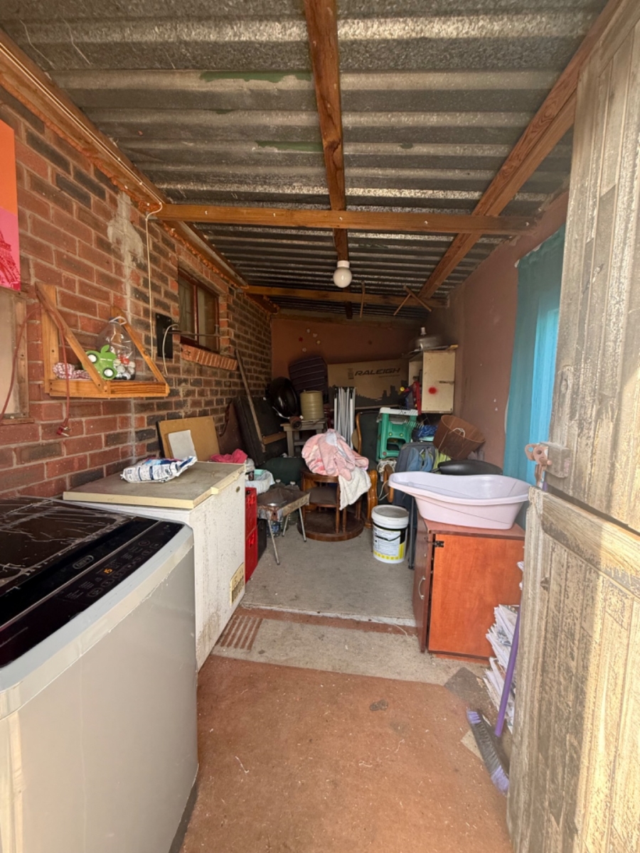 4 Bedroom Property for Sale in Algoa Park Eastern Cape
